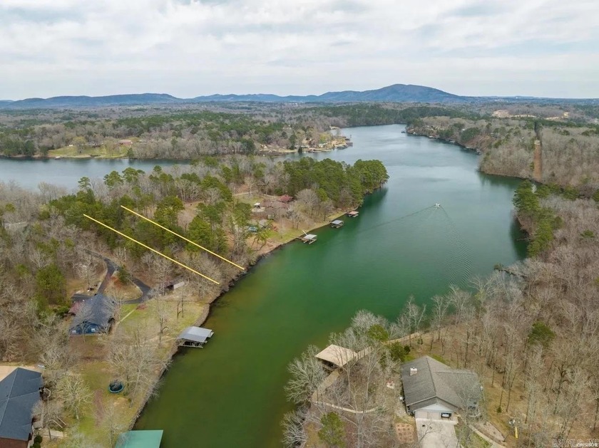 Great buildable lot directly on Lake Hamilton. Water and - photo 7