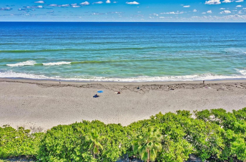 Rare beachside opportunity in Jupiter Ocean &amp; Racquet Club: - photo 3