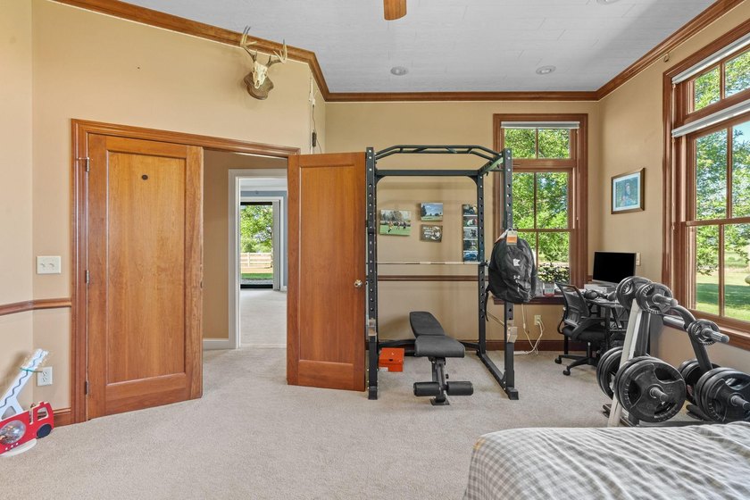 Exceptional 20-acre estate with thousands of feet of shoreline - photo 30