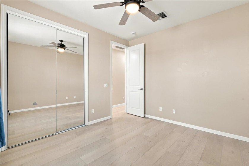 Prestigious Moana Estates Single-Level Gem. This beautifully - photo 43