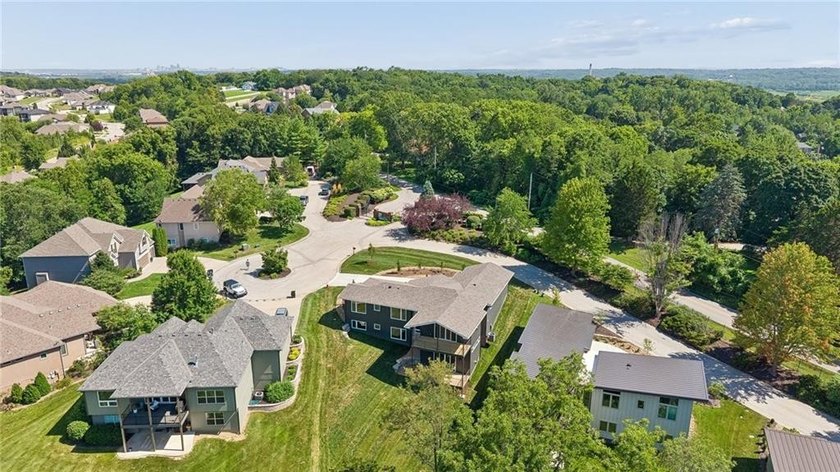 Spectacular, one-of-a kind home overlooking the 14th hole of the - photo 46