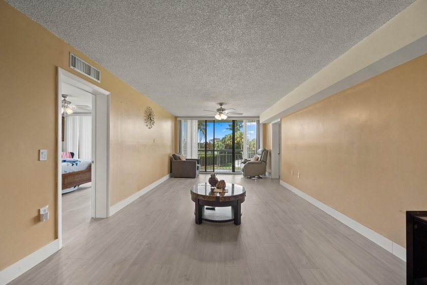 Great for investors rent right away with no waiting period - photo 6