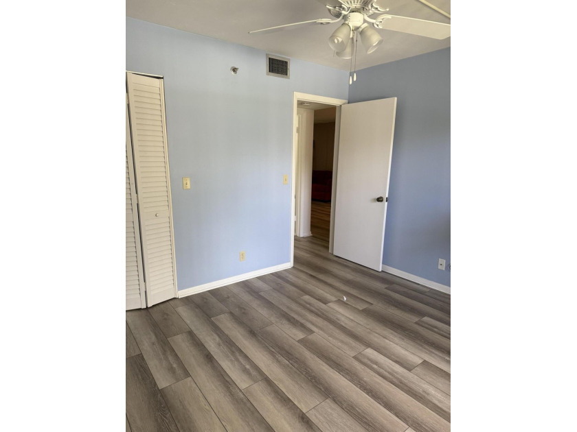 Welcome to this bright 2-bedroom, 2-bathroom condominium nestled - photo 10