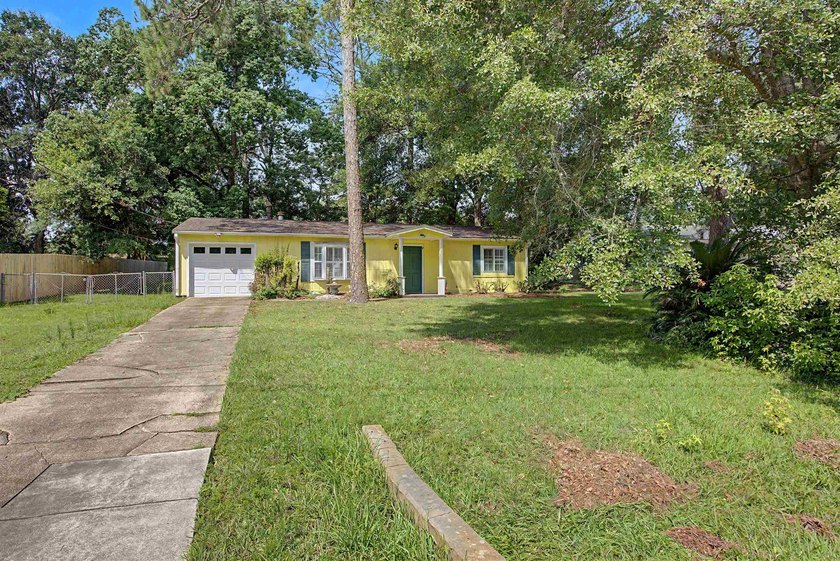 Opportunity awaits in Killearn Acres! This 3-bedroom, 2-bath - photo 2
