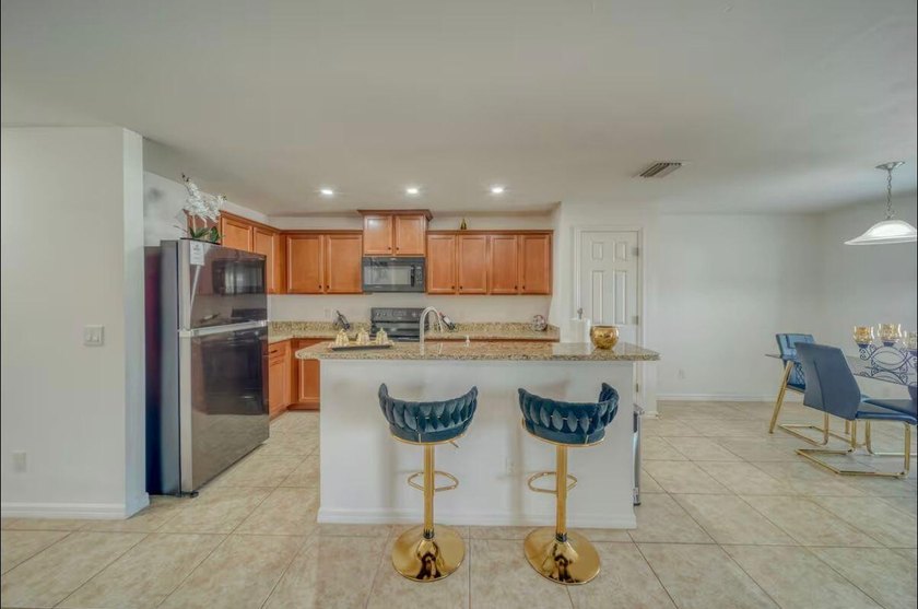 Discover this charming single-family home built in 2018 - photo 13