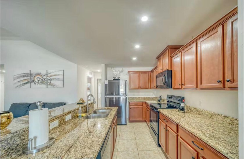 Discover this charming single-family home built in 2018 - photo 16