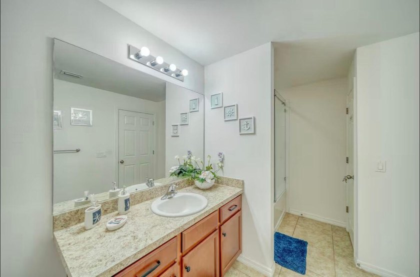 Discover this charming single-family home built in 2018 - photo 24