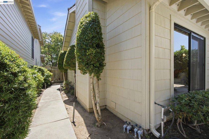 Located in San Jose's desirable Berryessa neighborhood in the - photo 34