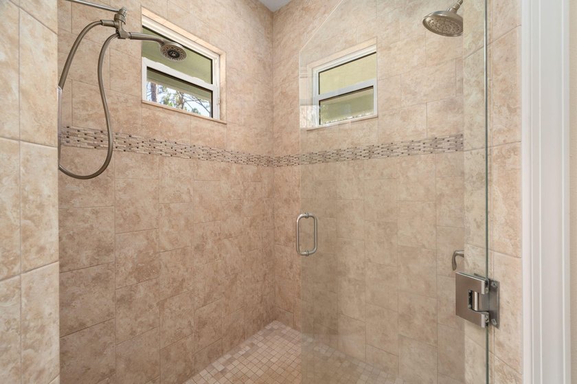 Meticulously maintained, custom built in 2017, 3 BR/ 2.5 BA CBS - photo 25