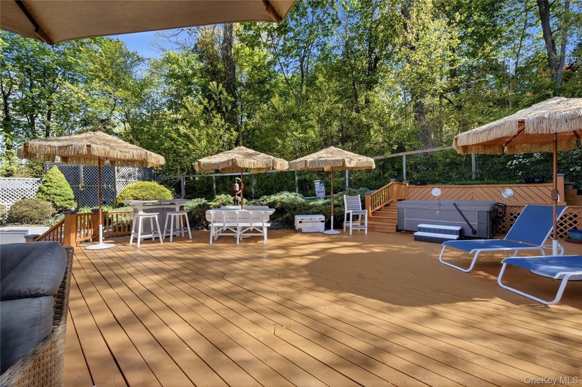 Welcome to this beautifully maintained 4 bedroom, 2.5-bath - photo 32