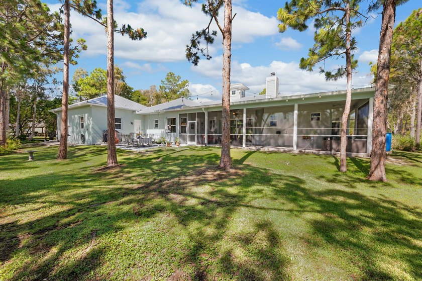 Meticulously maintained, custom built in 2017, 3 BR/ 2.5 BA CBS - photo 42