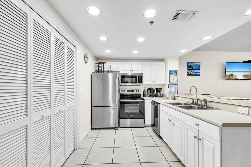 Sterling Shores- 1 bedroom second floor unit! A lovely condo - photo 8
