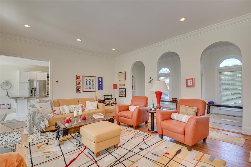 Welcome to this sprawling one-level ranch in Columbia County - photo 9