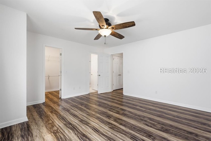 Welcome to Wellstone! This move-in-ready end-unit townhome - photo 27