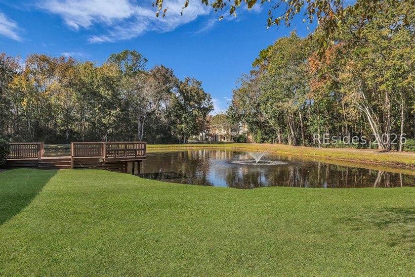 Welcome to Wellstone! This move-in-ready end-unit townhome - photo 45