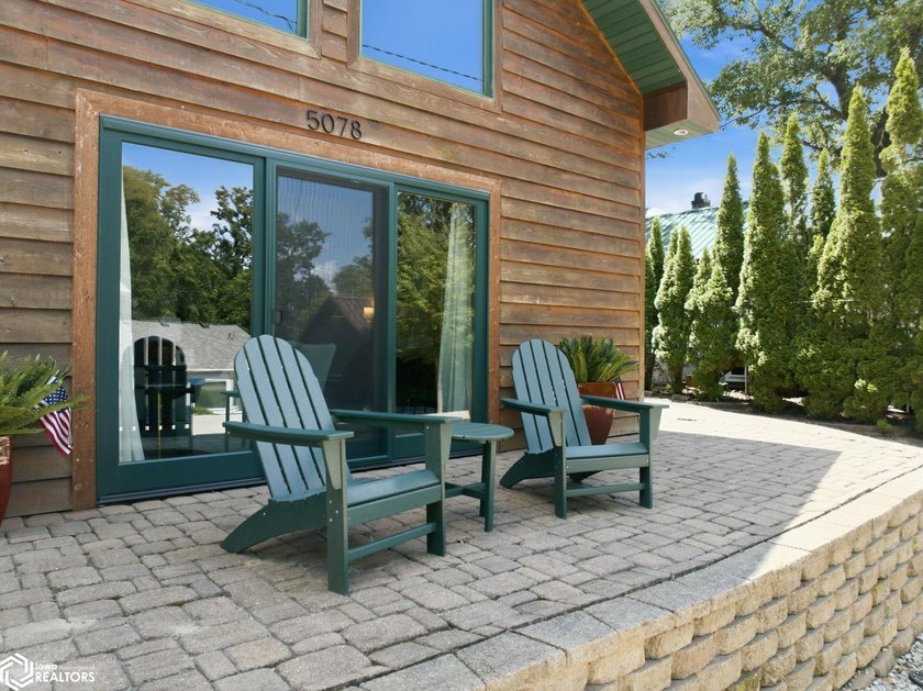 WELCOME TO YOUR PERFECT CLEAR LAKE GETAWAY!! Built in 2005, this - photo 30
