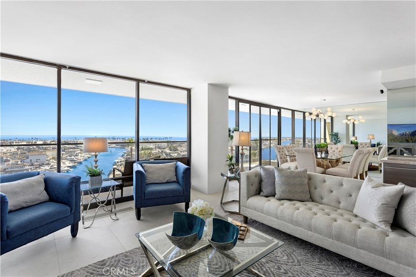 601 Lido Park Drive Building is the ultimate in elegance. This - photo 3