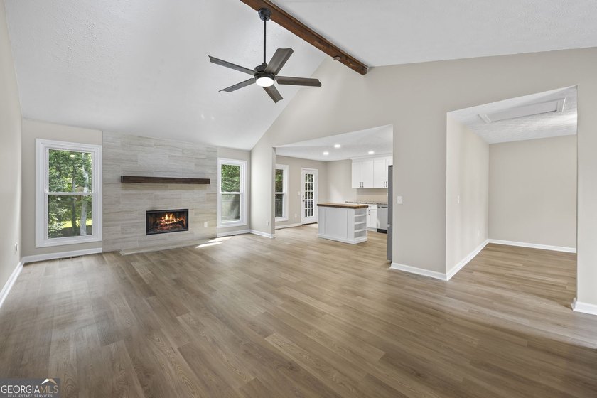 Welcome to your own private backyard paradise! This beautifully - photo 6