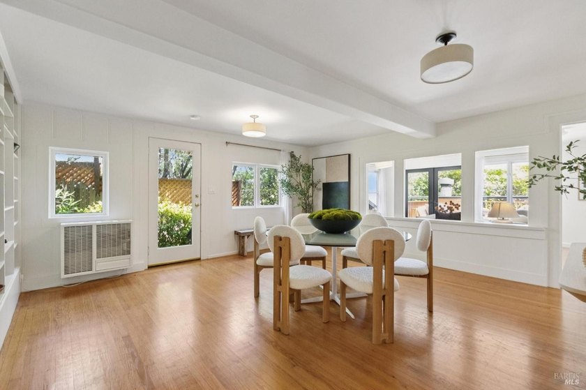Desirable 3 unit building with a tenant-occupied studio! Located - photo 44