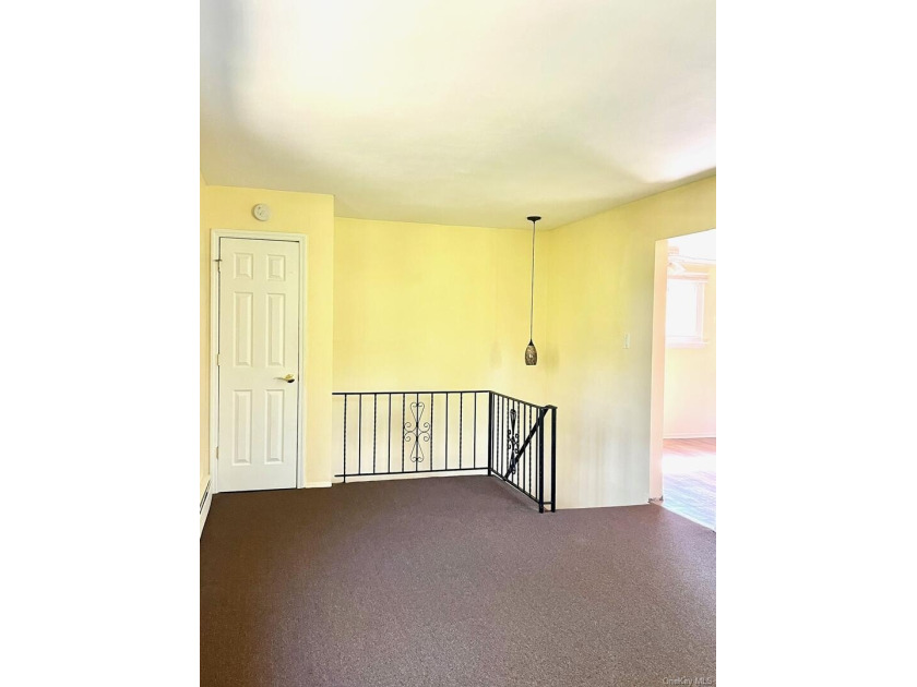 Exceptional opportunity to own a well-maintained - photo 8