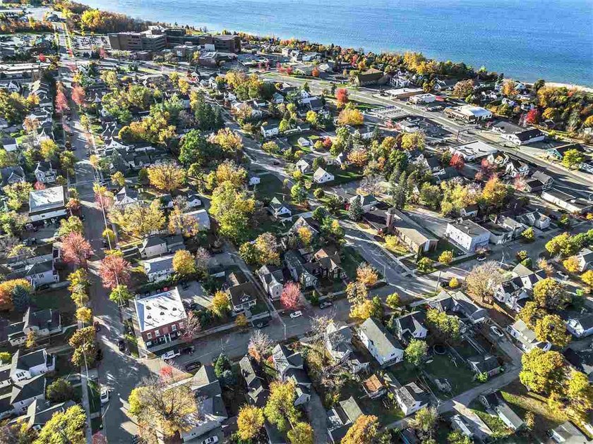 Investment opportunity in the heart of Petoskey! This - photo 25
