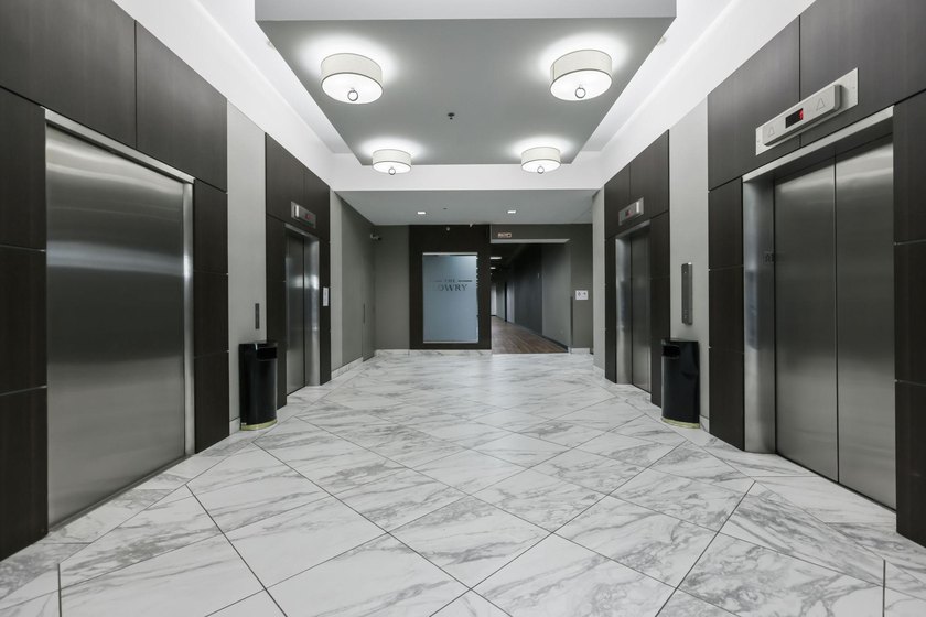 Welcome to the Prestigious Lowry Loft building and this - photo 25