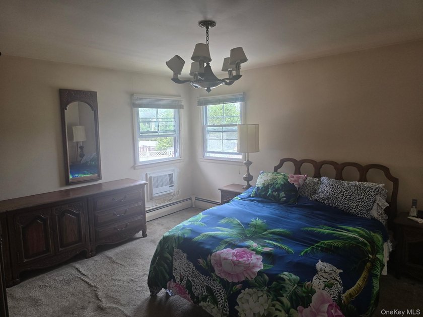 Attention All Buyers! Diamond in the rough. Location, Location! - photo 27
