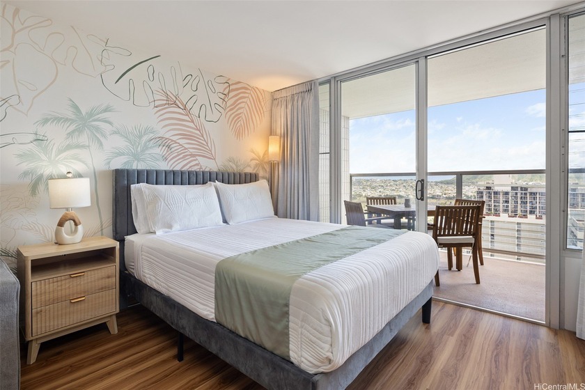 Discover this exceptional Studio condo, completely transformed - photo 3