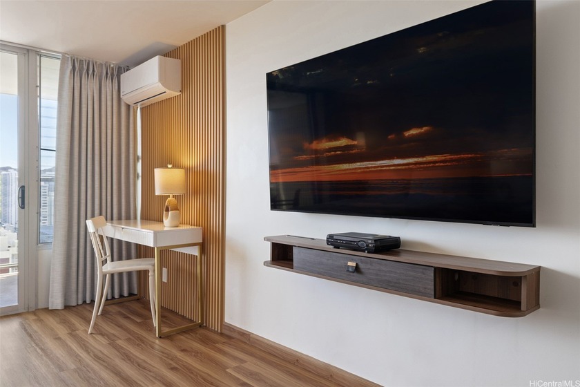 Discover this exceptional Studio condo, completely transformed - photo 9