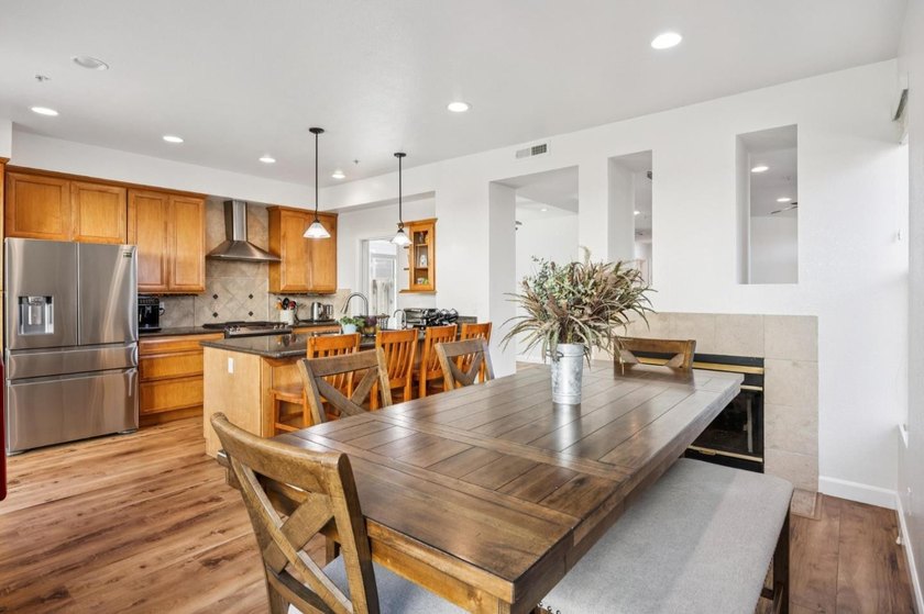 Welcome to 17552 Woodridge Court, a beautifully maintained home - photo 12