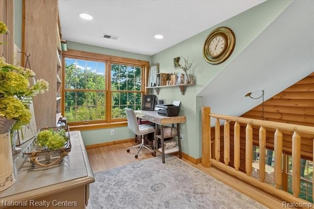 Welcome to this meticulously maintained 2,400 sq. ft. log home - photo 16