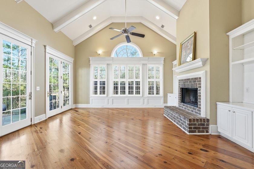 Welcome to 9 Wood Duck Drive in Savannahs highly sought-after - photo 18