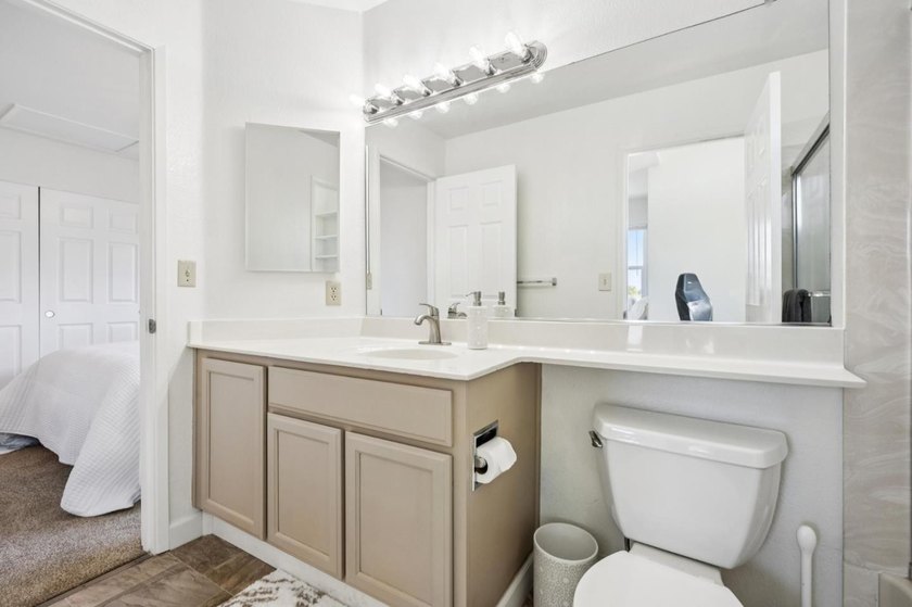 Welcome to 17552 Woodridge Court, a beautifully maintained home - photo 21