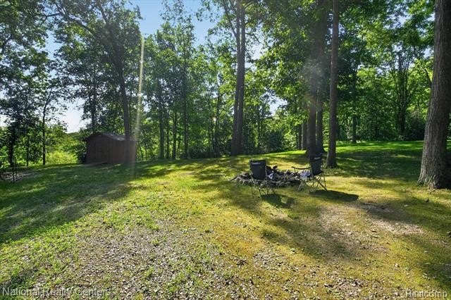 Welcome to this meticulously maintained 2,400 sq. ft. log home - photo 35