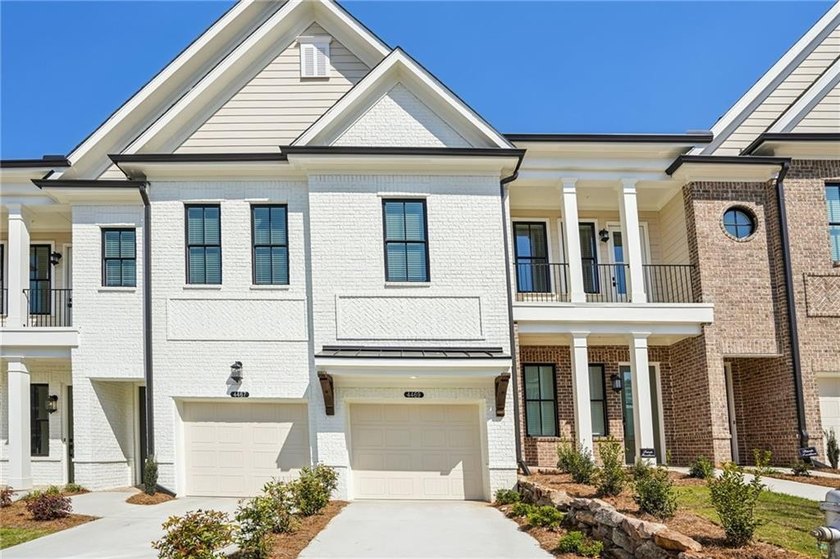Last opportunities!! ONE-LEVEL LIVING in the heart of Peachtree - photo 4
