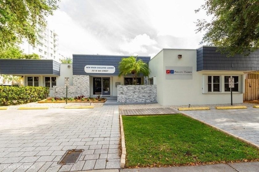 Free-Standing Office Building in Prime Downtown Fort Lauderdale- - photo 2