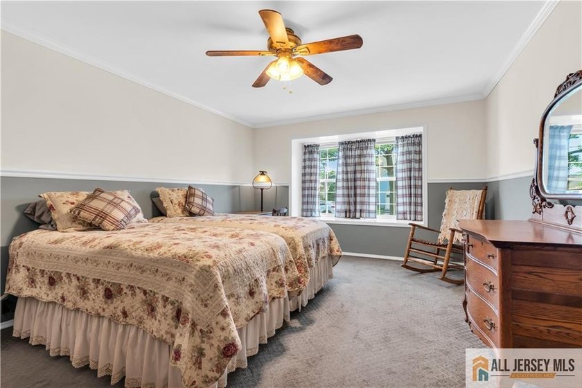 Welcome to easy, resort-style living in the highly sought-after - photo 24