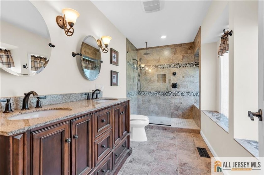 Welcome to easy, resort-style living in the highly sought-after - photo 26