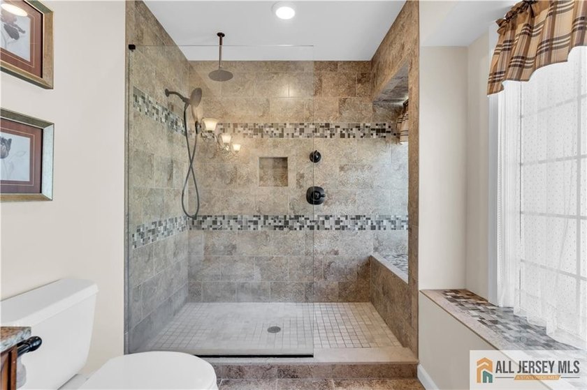 Welcome to easy, resort-style living in the highly sought-after - photo 27