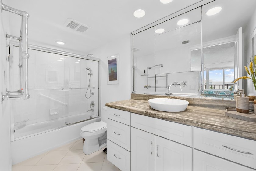 Enjoy beach living at its finest! This 1-bedroom plus - photo 11