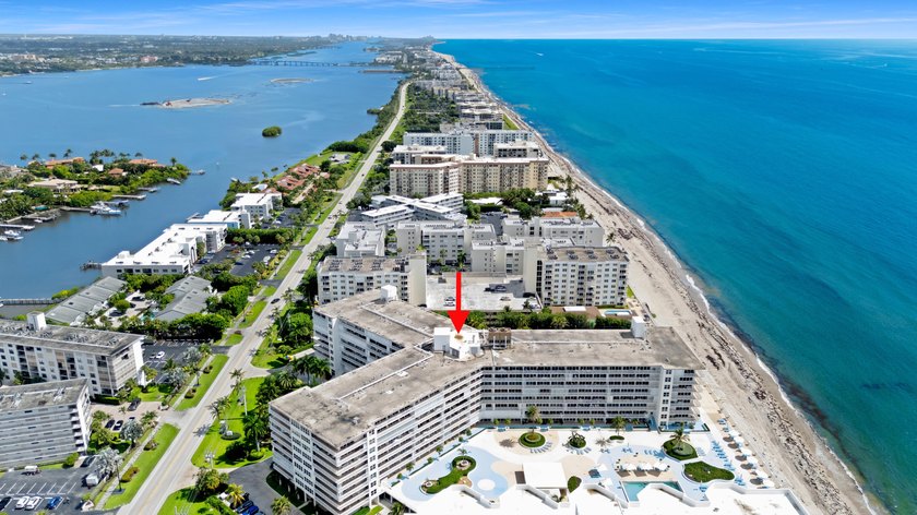 Enjoy beach living at its finest! This 1-bedroom plus - photo 23