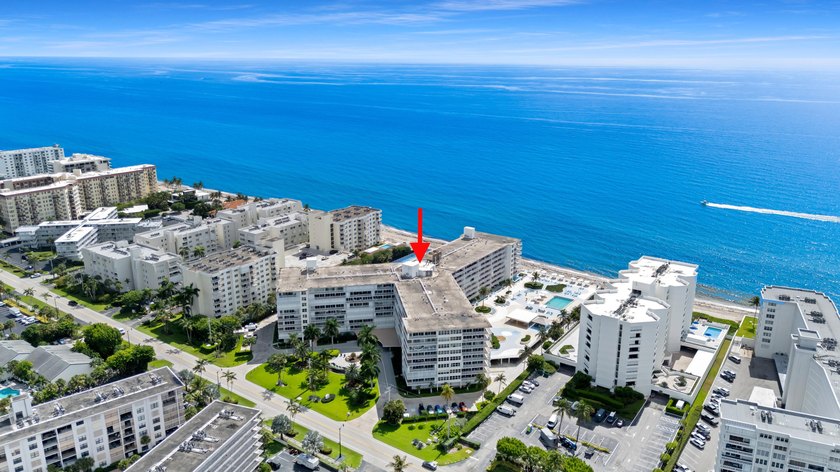 Enjoy beach living at its finest! This 1-bedroom plus - photo 25