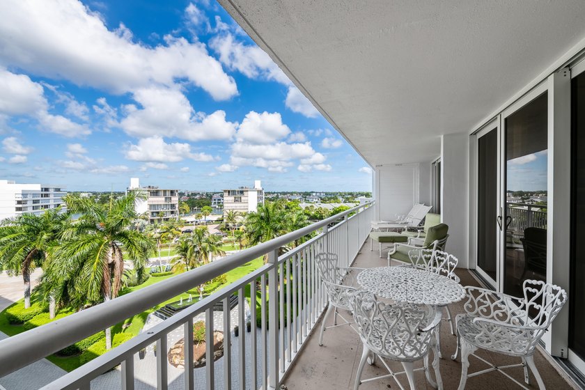 Enjoy beach living at its finest! This 1-bedroom plus - photo 26