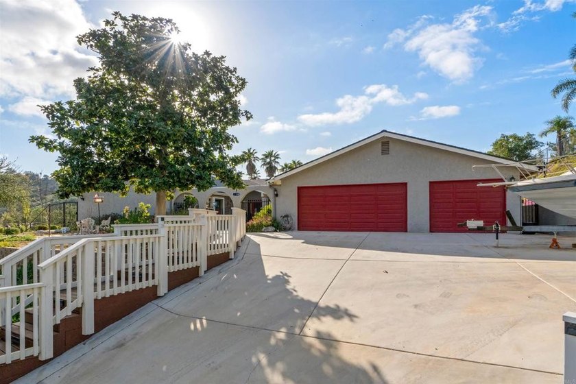 3434 Los Sicomoros Ln - photo 3