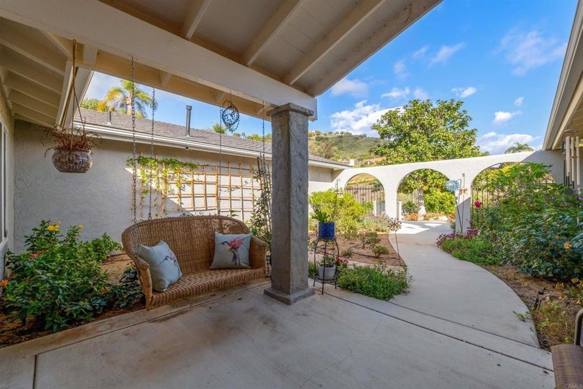 3434 Los Sicomoros Ln - photo 6