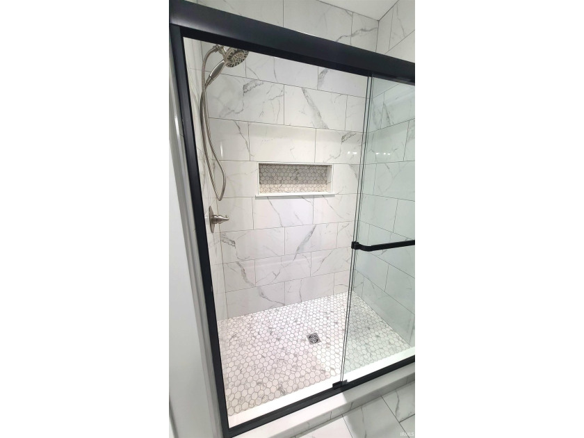 This is an opportunity to bring your custom home to life and be - photo 14