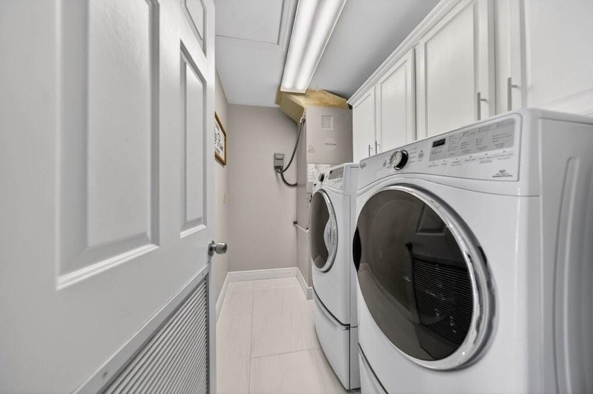 PRICED TO SELL-seller relocating &amp; motivated for a quick closing - photo 20