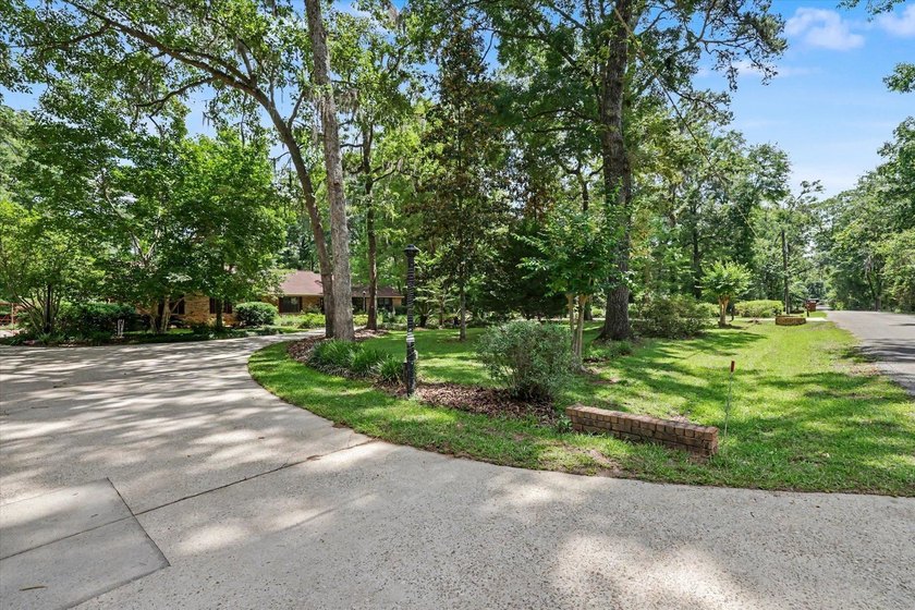 Private 2 acre retreat with above ground pool and outdoor living - photo 6