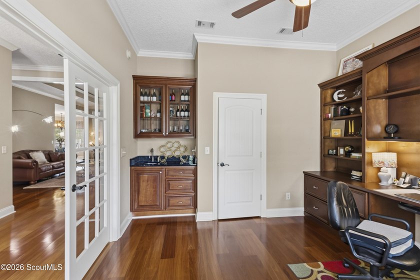 Beautifully maintained and thoughtfully designed, this - photo 30