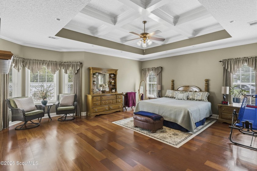 Beautifully maintained and thoughtfully designed, this - photo 33